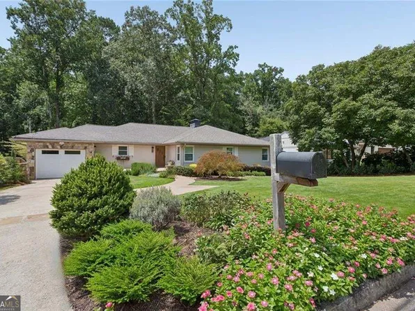 2970 Rockingham Dr NW, Atlanta, GA 30327