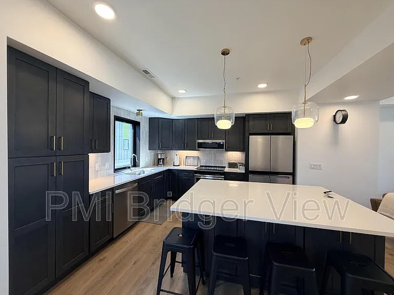 315 W Peach St #1 — Photo 15