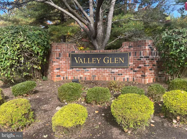 604 Valley Glen Rd #294, Elkins Park, PA 19027