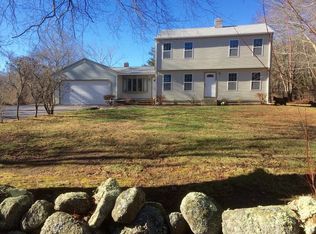 576 Weaver Hill Rd, West Greenwich, RI 02817