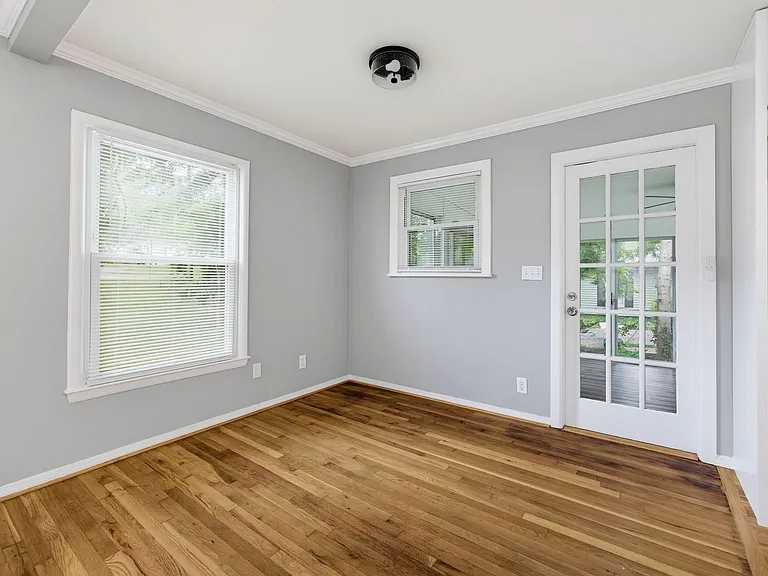 3051 Highland Dr SE — Photo 15