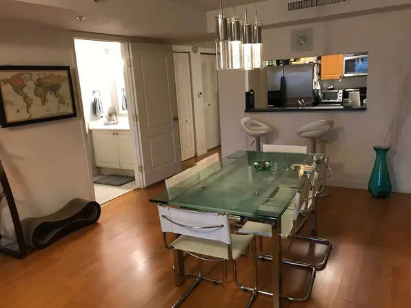 280 SW 20th Rd APT 807, Miami, FL 33129