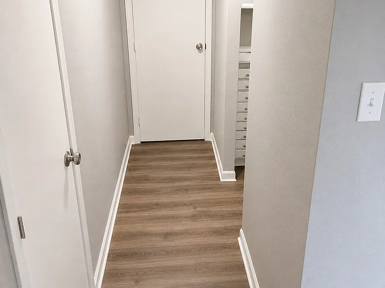 1420 E Jefferson St #2 — Photo 4