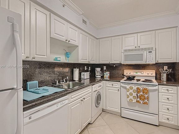 3rd image of 2501 S Ocean Dr APT 308