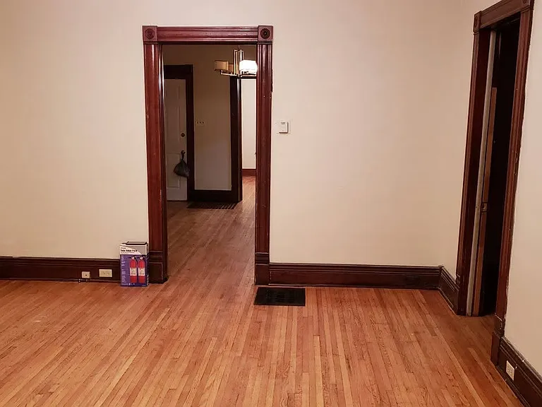 312 Craig St #1 — Photo 2