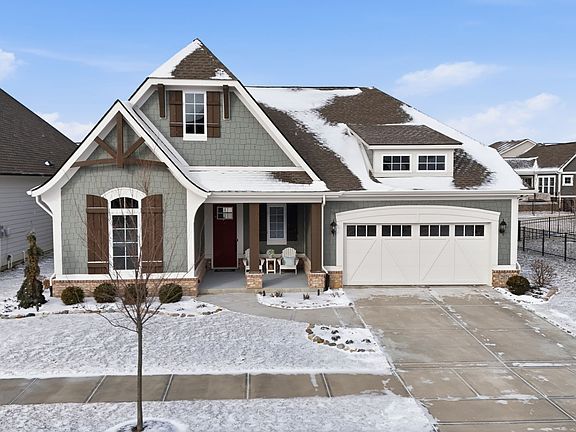 2nd image of 2071 Granville Dr