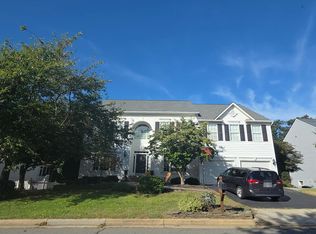 21505 Glebe View Dr, Ashburn, VA 20148