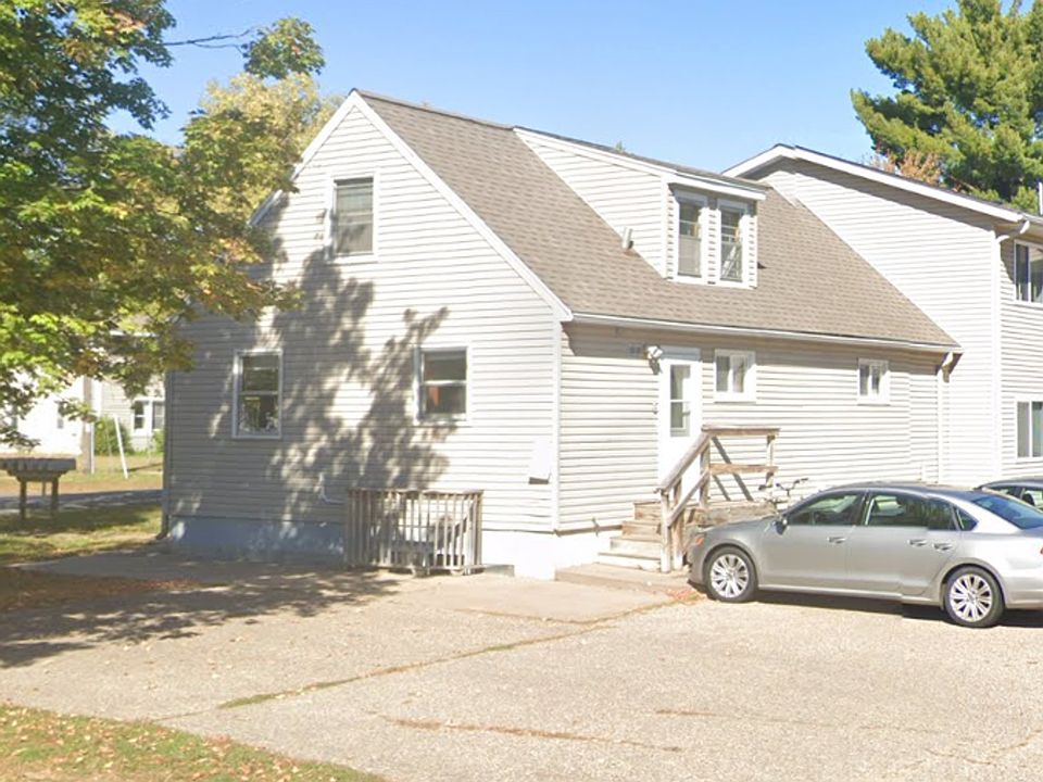 1st image of 1820 8th St E APT A