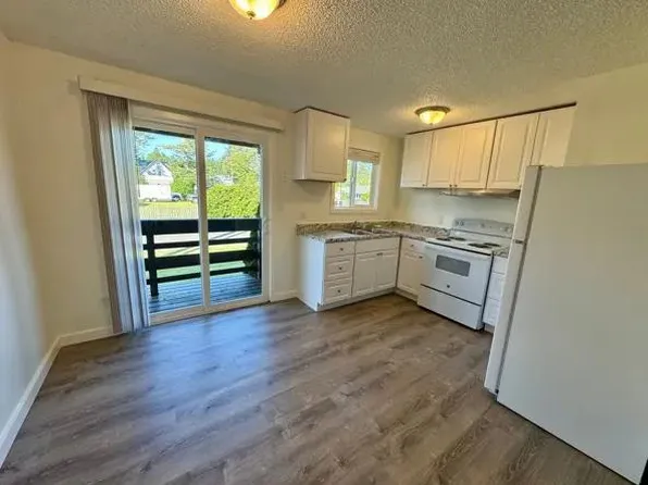 1208 34th St #1, Seaview, WA 98644