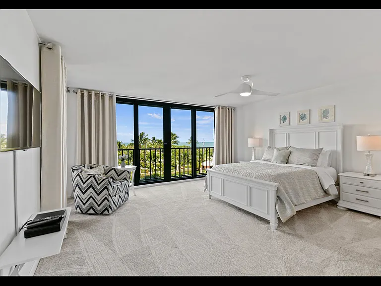 5047 N Highway A1A #404 — Photo 11