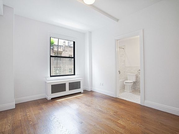 4th image of 12 E 86th St APT 506