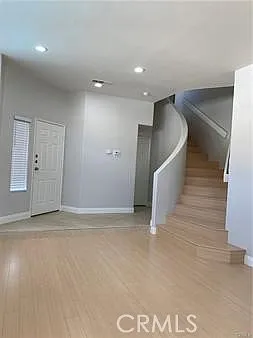 3 bed, 1752 sqft, $3,400 — Photo 2