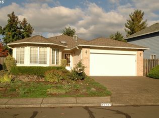 10727 SW Titan Ln, Tigard, OR 97224