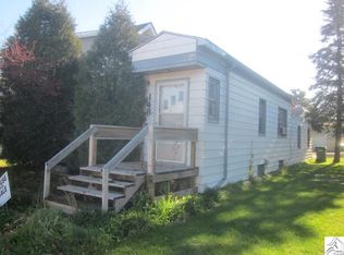 148 W Howard St, Hibbing, MN 55746