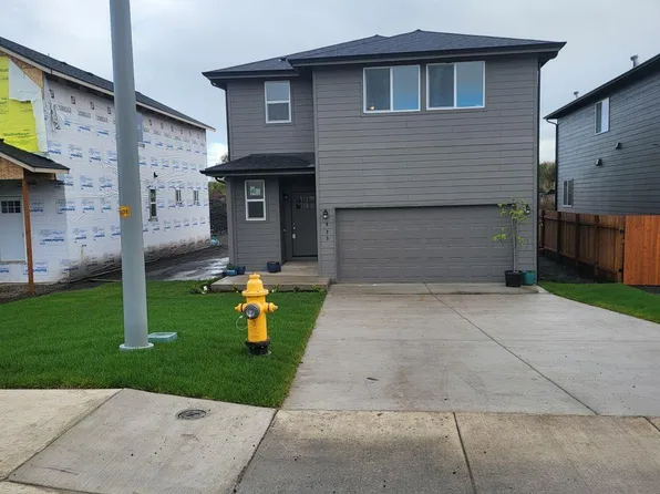 623 S 16th St, Philomath, OR 97370