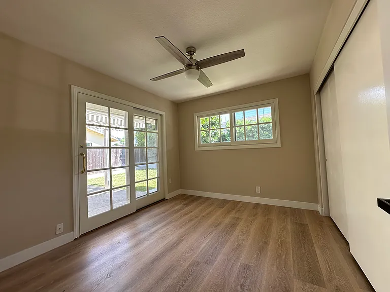 9197 El Cortez Ave — Photo 15