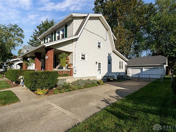 3rd image of 1325 Ashland Ave