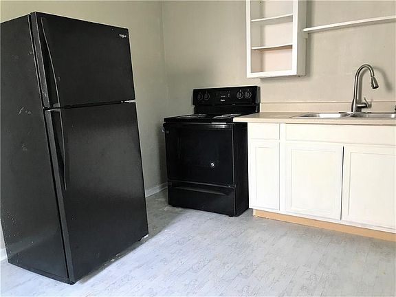 3rd image of 2525 Isabel St #4