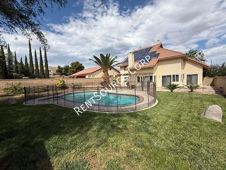 40270 Homeridge Dr — Photo 29