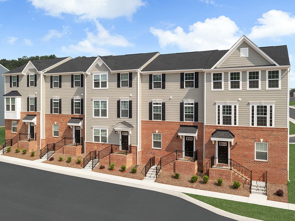3-Story Mendelssohn Rear Entry