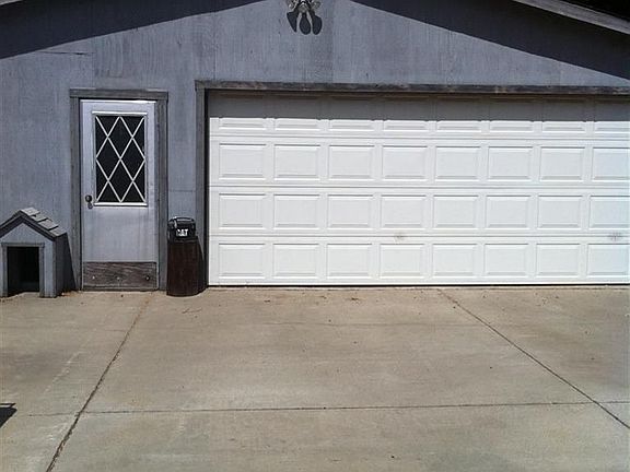 4th image of 17 River Bend Dr