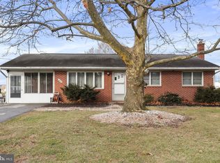 1629 Lee St, Chambersburg, PA 17201