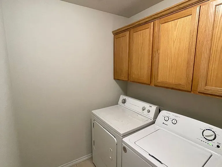 3760 Oldenburg Ln — Photo 6