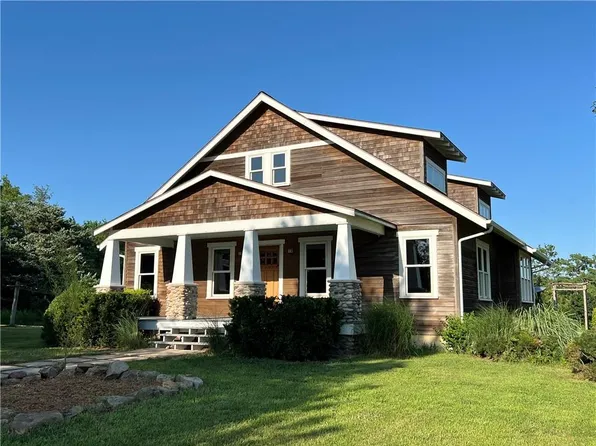 11320 Reno Rd, Oskaloosa, KS 66066