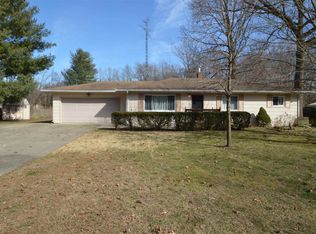 55318 Butternut Rd, South Bend, IN 46628