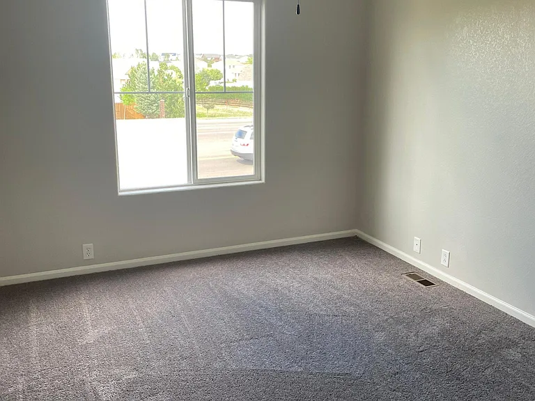 6423 Leisure Hill Grv — Photo 10