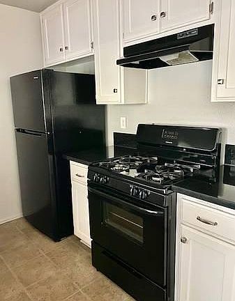 4th image of 374 Shults St #205