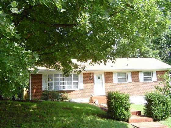 2nd image of 5089 Youngwood Dr NW