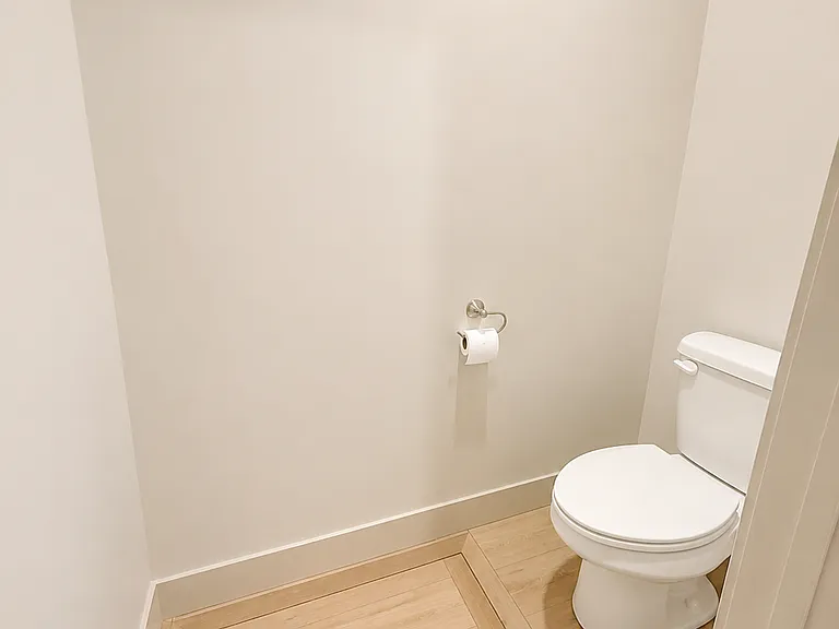 1315 Boston Ct — Photo 15