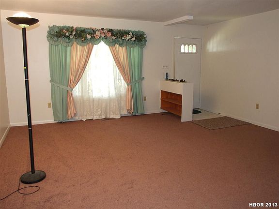 3rd image of 2654 Brookside Dr
