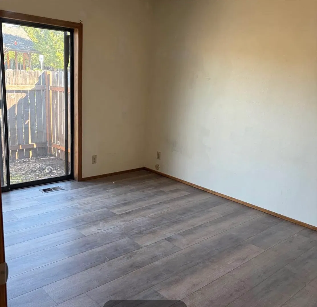 2305 NE Jasper St — Photo 4