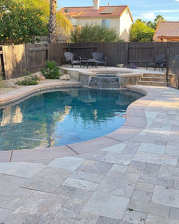 1st image of 78815 La Palma Dr