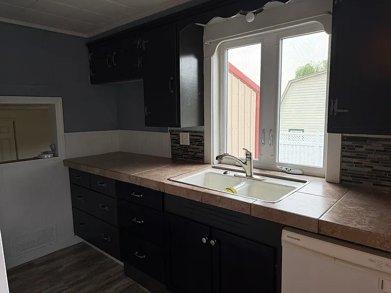 Kitchen (2)_08112026