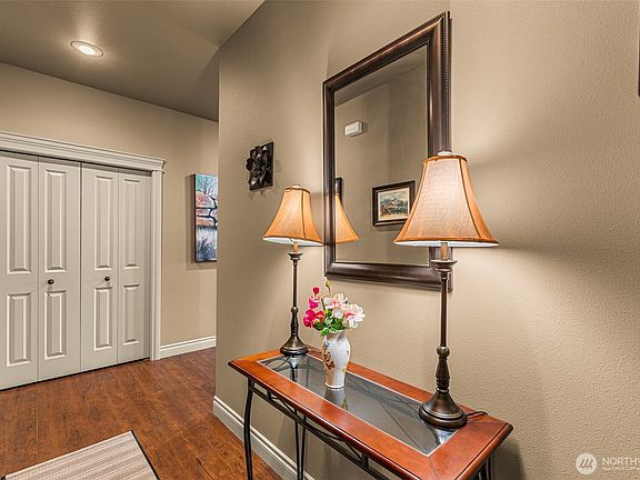 4th image of 1770 Central Avenue #1-C