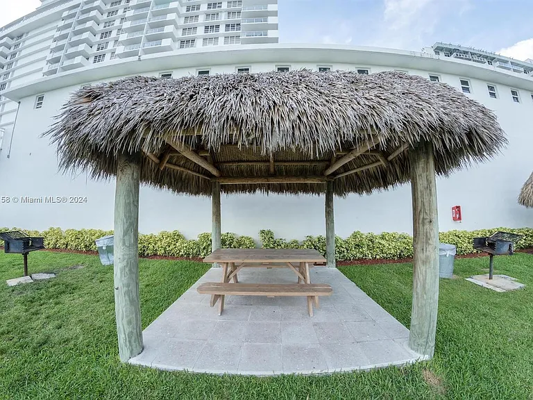 5601 Collins Ave #1603 — Photo 35
