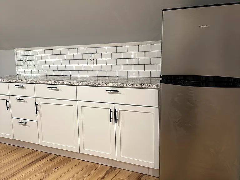 704 Arthur St #2 — Photo 4