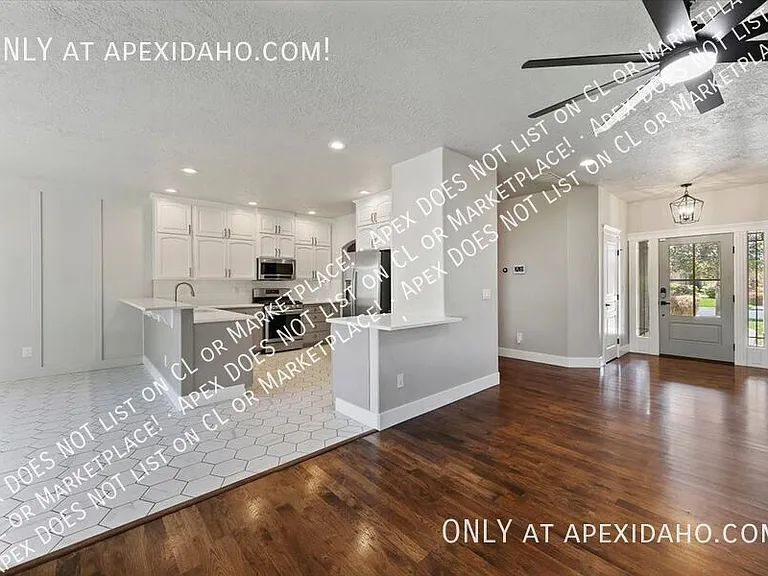 1828 W Divide Creek St — Photo 13