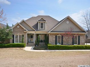 2605 Bransford Trl SE, Owens Cross Roads, AL 35763