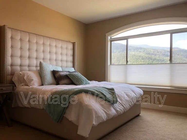 1588 Marina Way — Photo 4