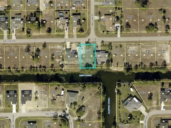 2212 NW 30th Ter, Cape Coral, FL 33993
