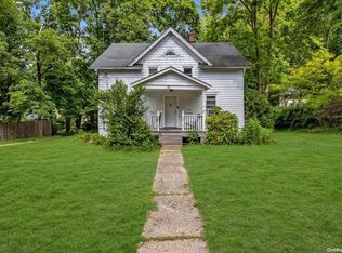 18 Soundview Rd, Huntington, NY 11743