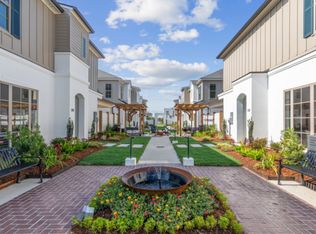 115 Gaunt Ln #203, Youngsville, LA 70592