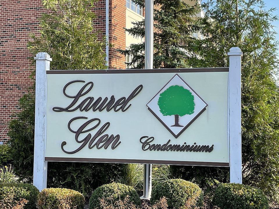 1st image of 13098 Laurel Glen Ct APT 101