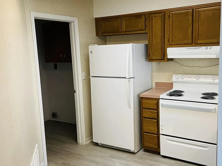 8 Viking Dr NW #C — Photo 6