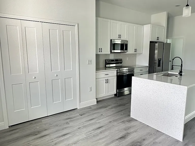 13015 SW 76th Ct — Photo 14