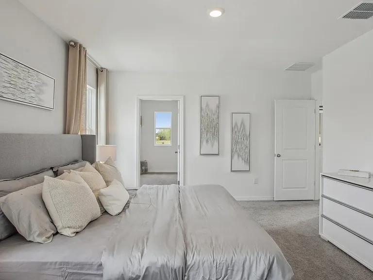 10145 Charlotte Dr — Photo 16